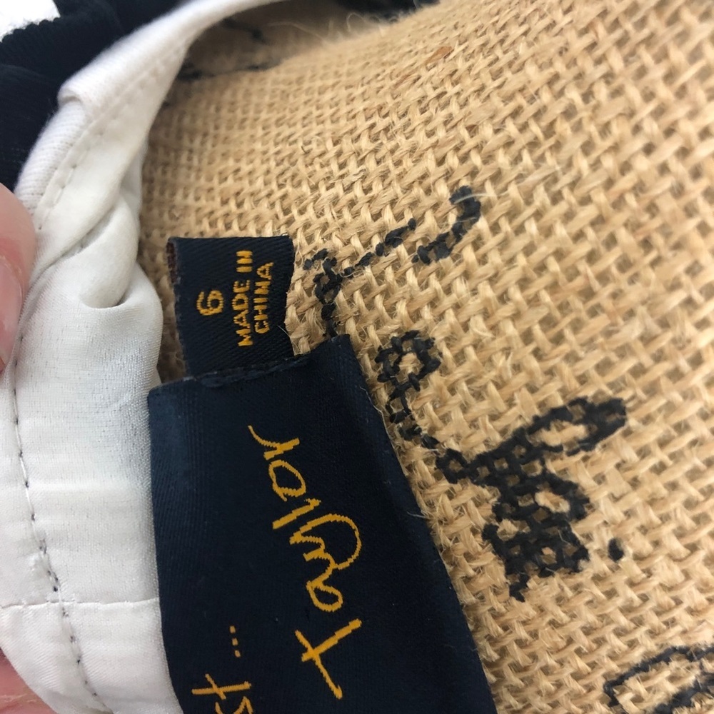 Just Taylor black & cream dress w/ flower detail💕 - Picture 5 of 5
